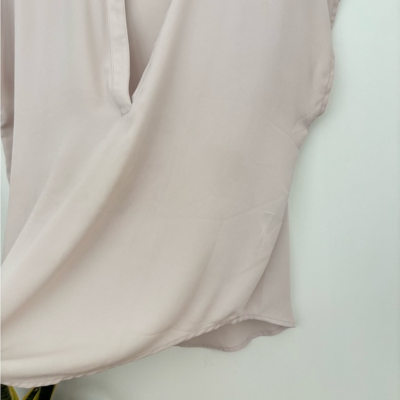 NWOT Forever 21 V-Neck Sheer Blouse - Picture 5 of 7